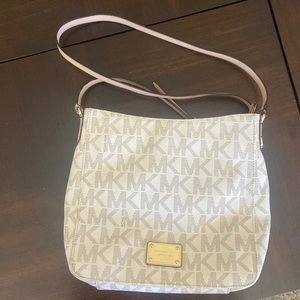 Michael Kors Crossbody Purse.